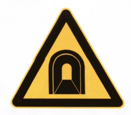 基于hse管理体系下公路隧道应急救援与逃生系统的初步